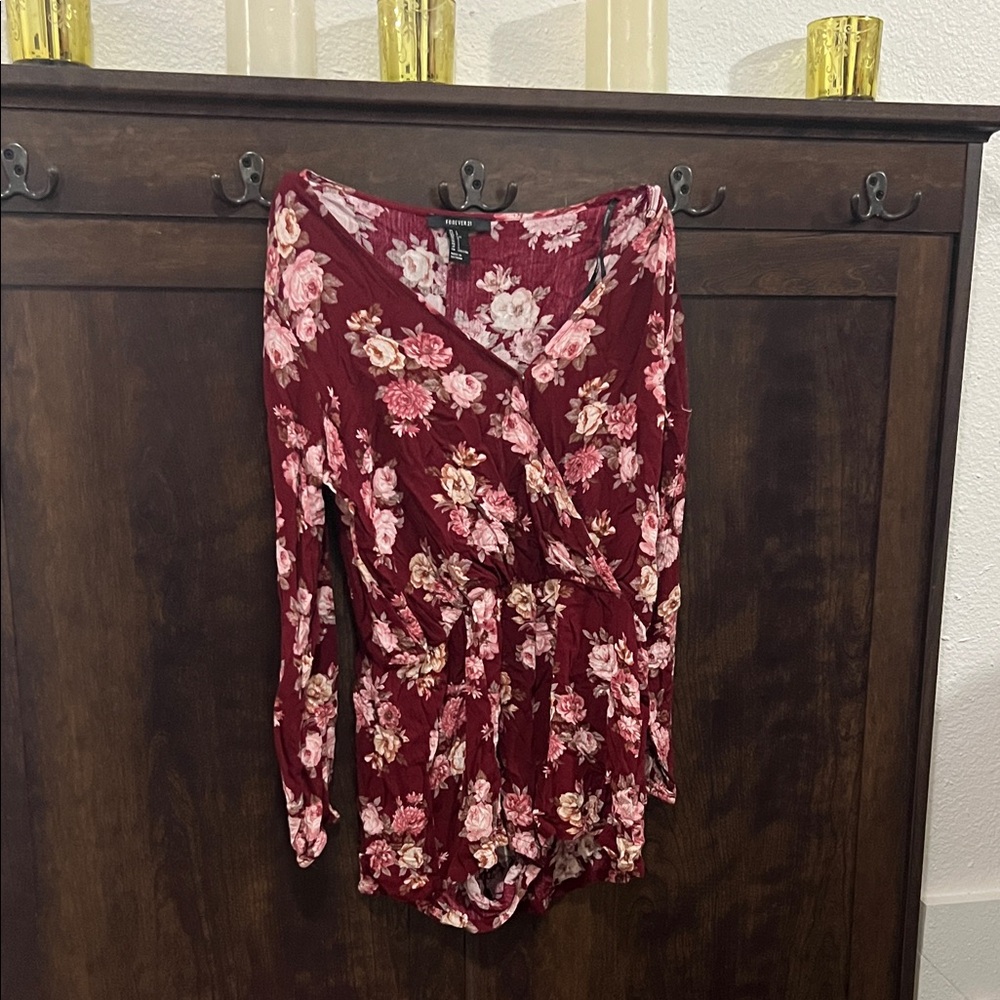 Forever 21 Floral Romper Sz L